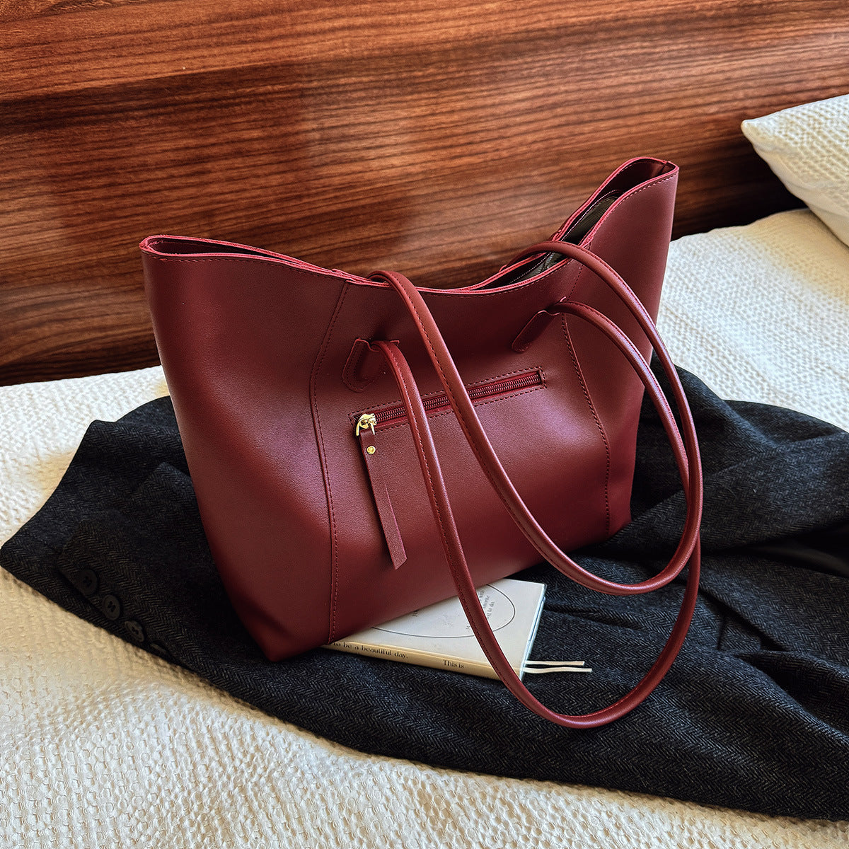 EleganceSoft™ Minimalist Leather Tote Bag