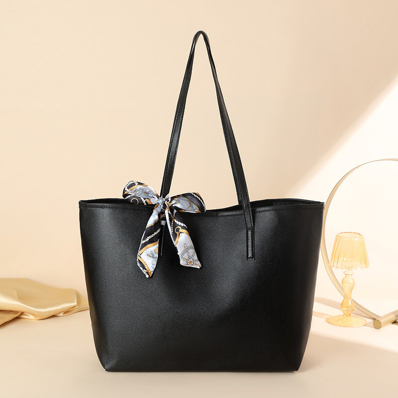 CharmScarf Classic Tote